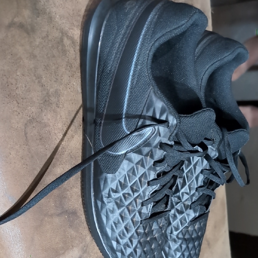 Men's Black Athletic Shoes